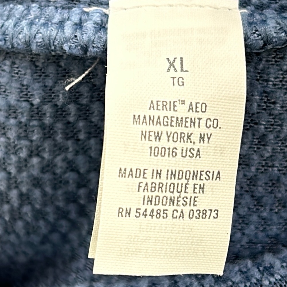 AERIE Sherpa Quarter Zip NWT Size XL blue with pockets, ribbed cuffs very soft - Picture 5 of 5